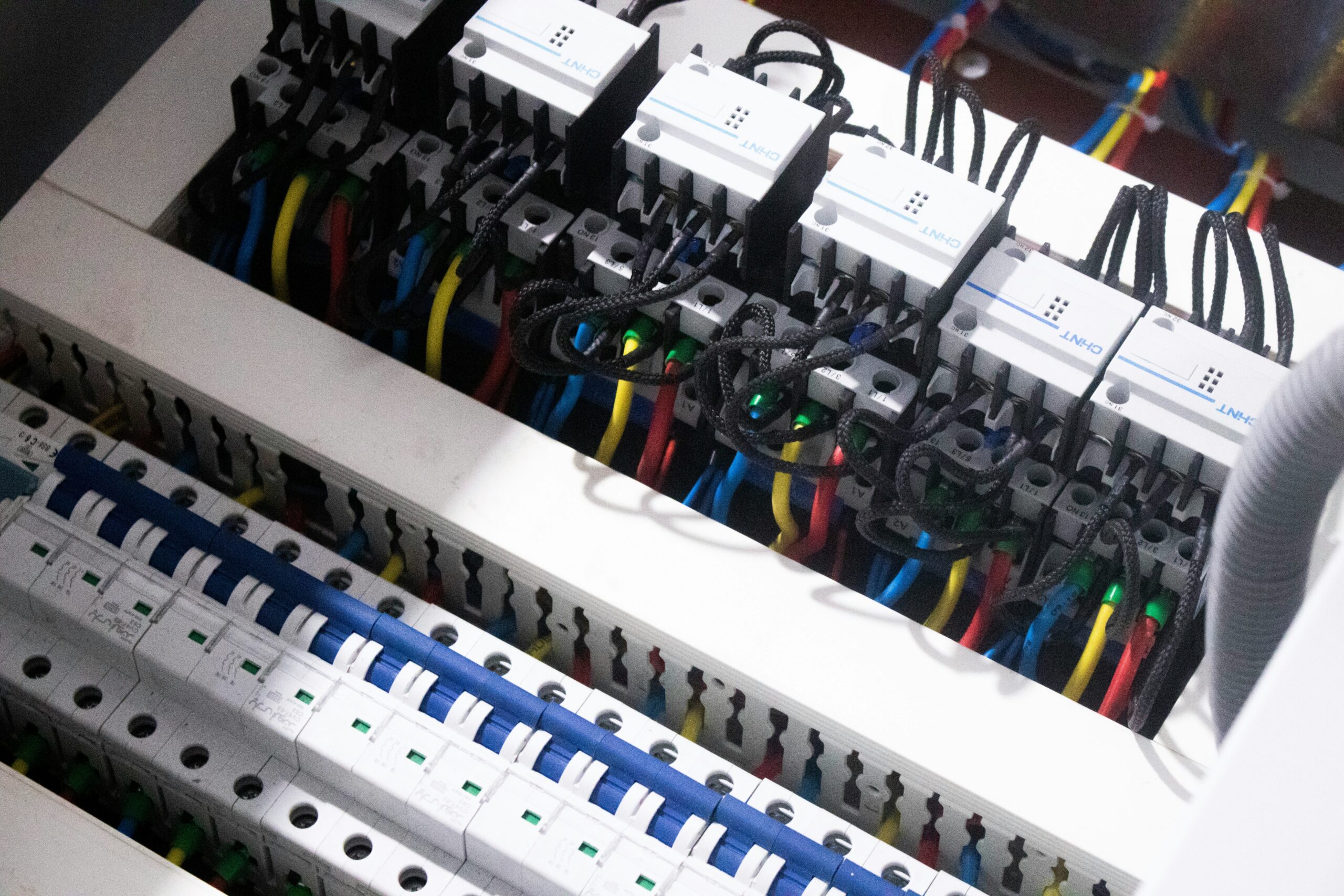 Électricien Montreuil Intervention rapide et dépannage expert